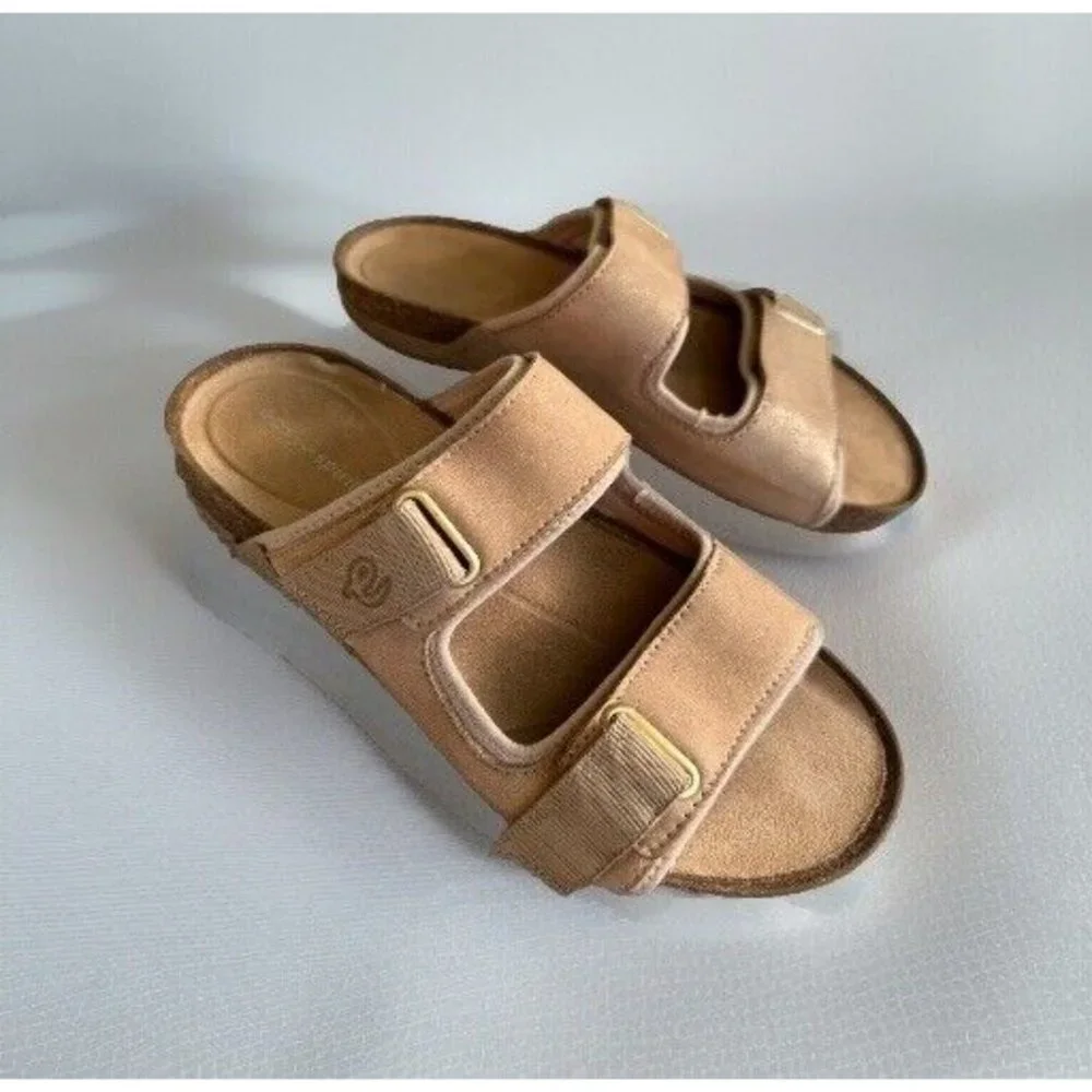 Easy Spirit Women's Leather Slip On Lightweight Beige Sandals Size‎ 7 Comfort